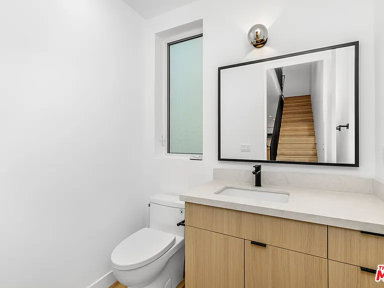 5225 W 20th St #1/4 — Photo 16