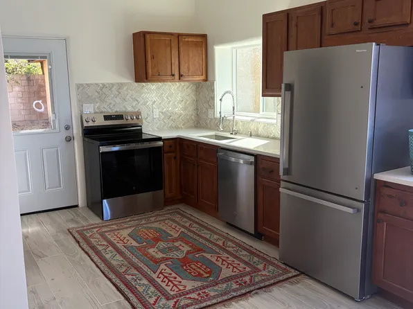 1709 Espinacitas St, Santa Fe, NM 87505