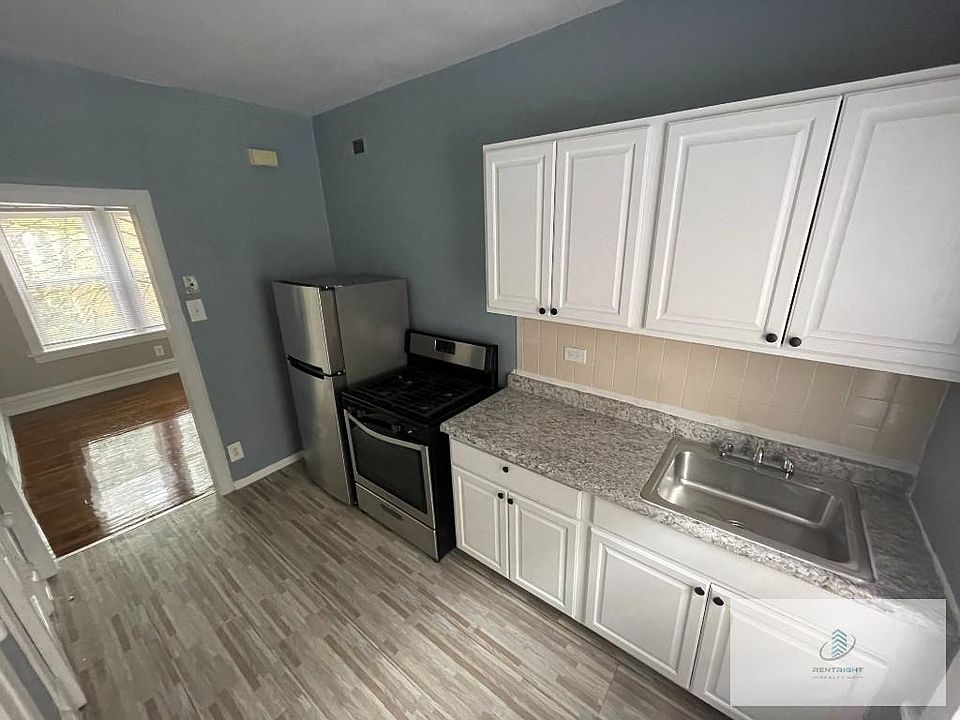 1st image of 4235-45 N Lamon Ave #4245-2S