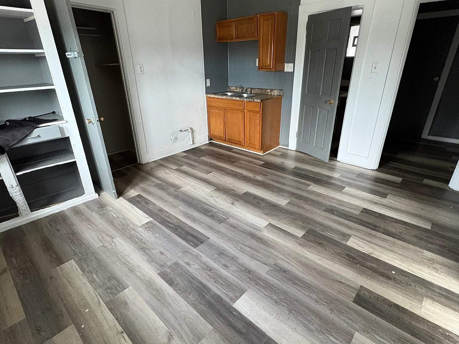 1 bed, 1000 sqft, $1,350 — Photo 4