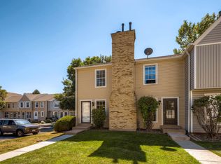 8944 W Dartmouth Pl, Lakewood, CO 80227