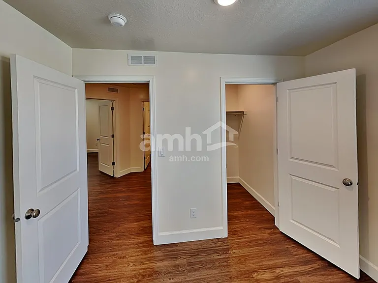 1176 N Wagon Way — Photo 23