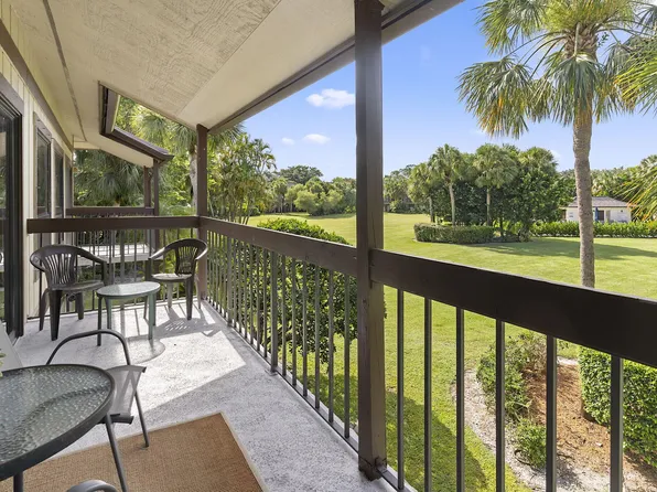 13334 Polo Club Rd APT 317, Wellington, FL 33414