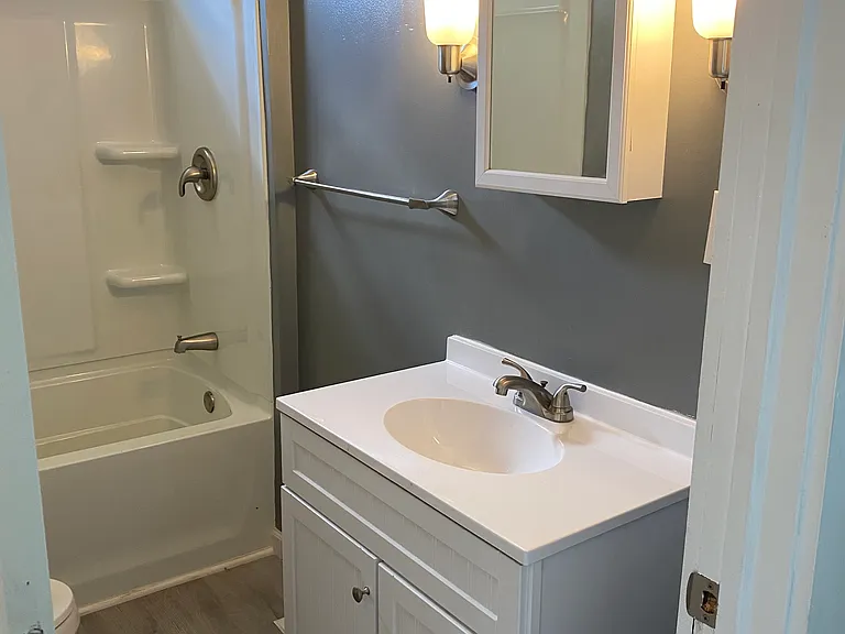 172 River St — Photo 8