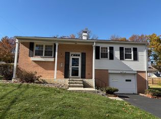 7 Larchwood Rd, Wyomissing, PA 19610