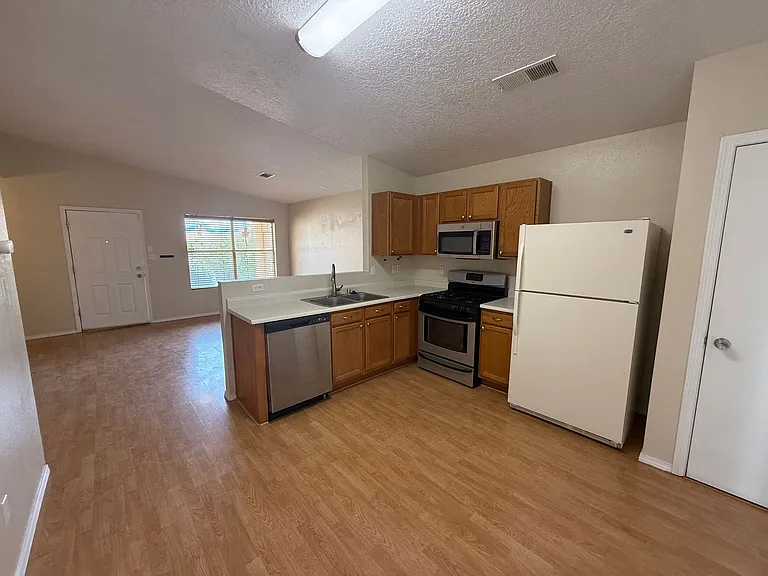 10615 Monte Bello Ct NW — Photo 6