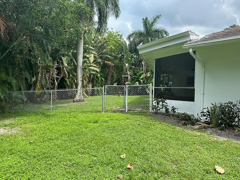 1 Indialucie Pkwy — Photo 27