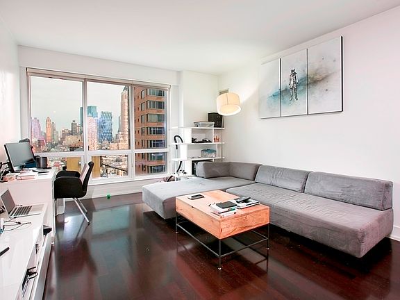 4th image of 350 W 42nd St APT 24E