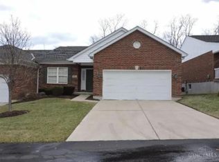 5774 Saint James Pl, Cincinnati, OH 45239