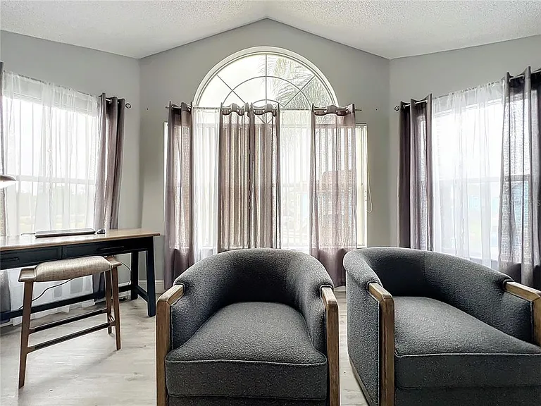 2731 N Poinciana Blvd #114 — Photo 30