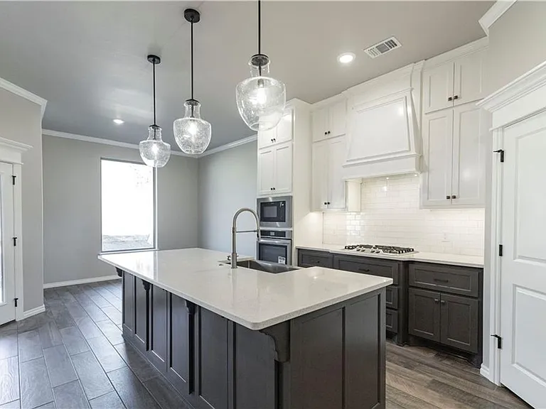 8325 Lambert Way — Photo 4