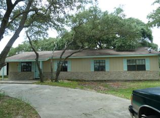 925 Dallas St, Rockport, TX 78382