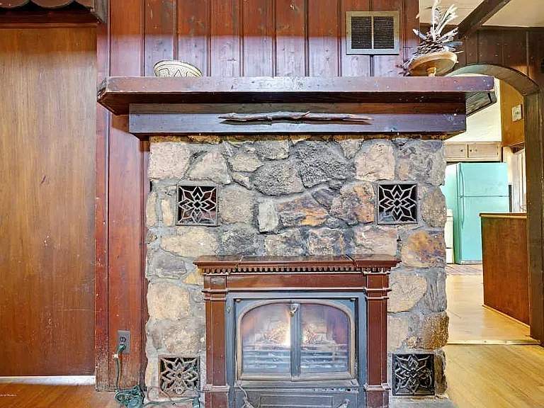 100 Breton Rd — Photo 23