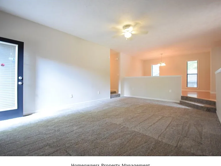 5840 Horton Pl — Photo 8