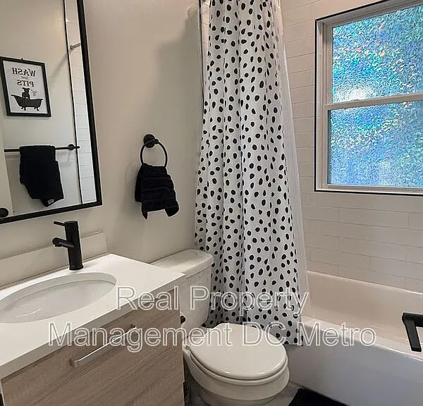 1711 Lang Pl NE — Photo 13
