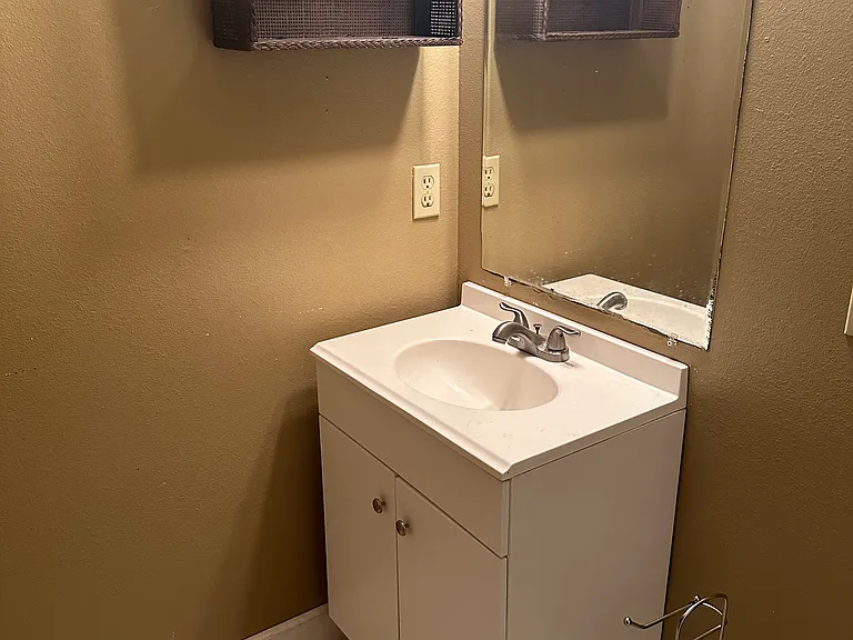 2117 Harlem Ave — Photo 12