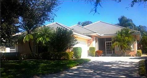 1st image of 145 NW Bentley Cir