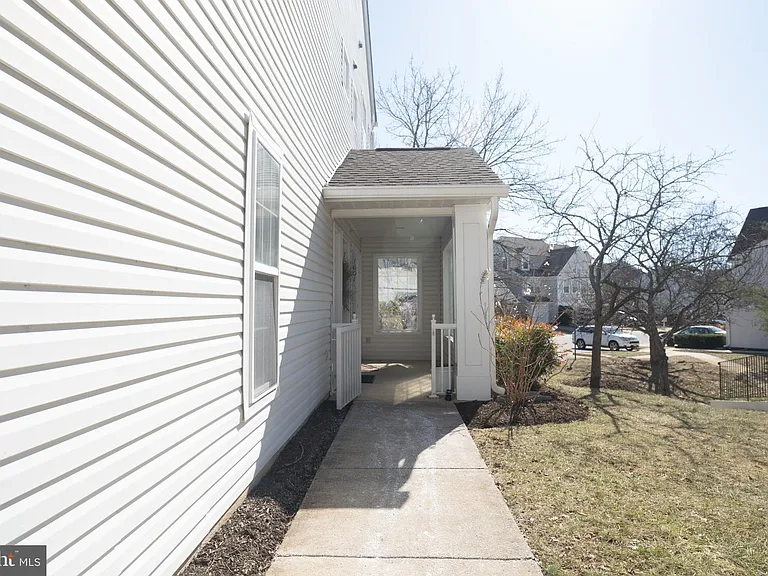 6607 Netties Ln #1601 — Photo 3