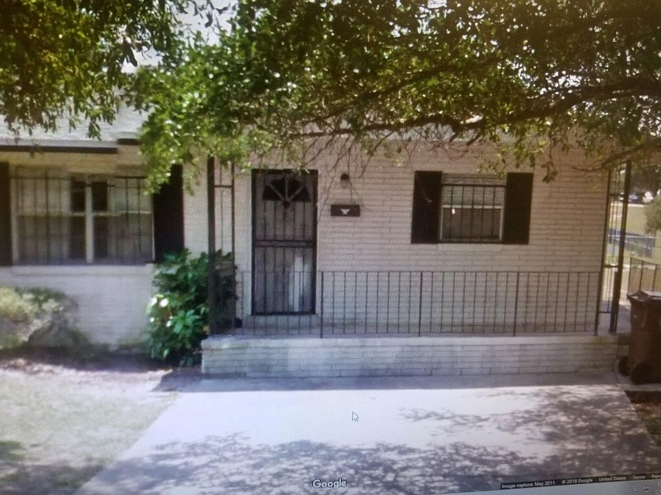 1st image of 1200 Forest Hill Dr