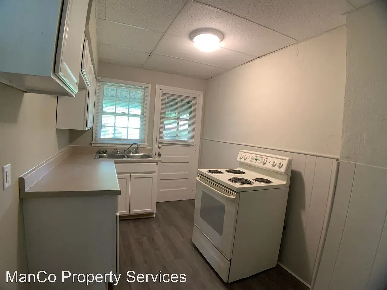 1 bed, 1.5 bath, $775 — Photo 3