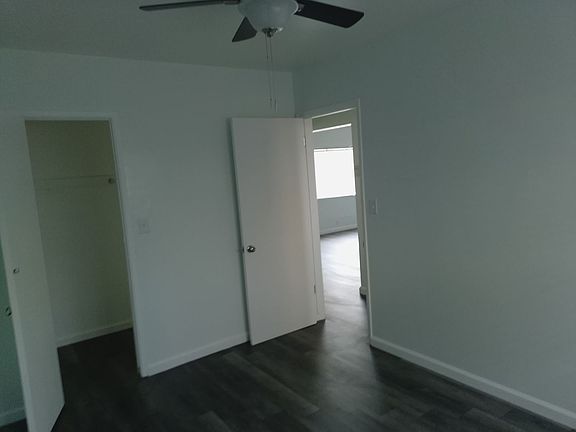 2nd image of 1002 W Flora St #1010
