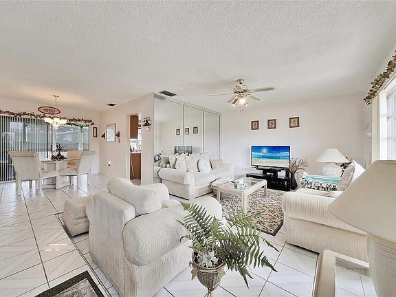 5th image of 11331 NW 32nd Place