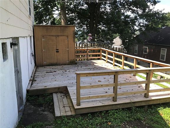 3rd image of 1213 Westwood Dr