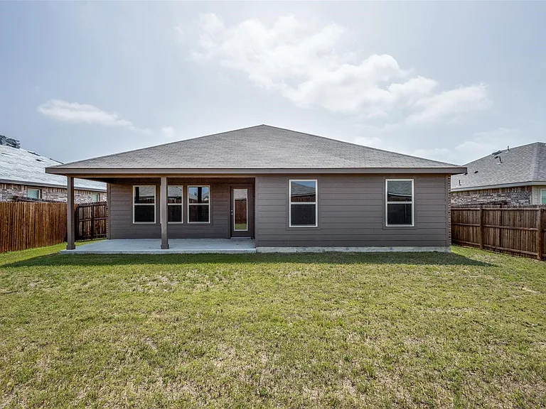 808 Saddle Horn Way — Photo 22