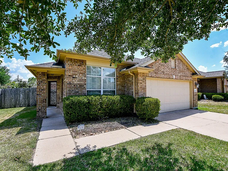 26711 Henson Falls Dr — Photo 1