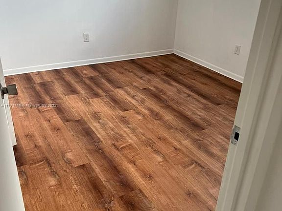 3rd image of 1800 N Lauderdale Ave APT 1310