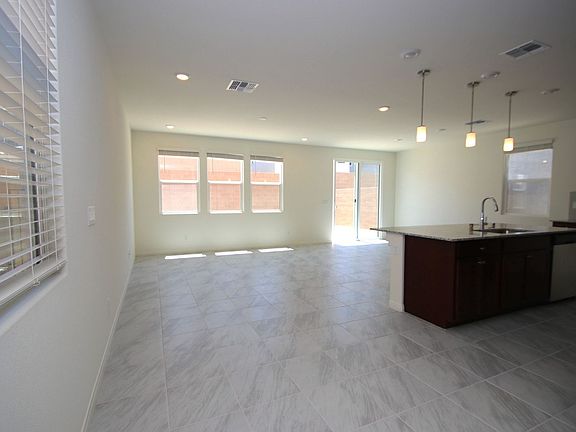 4th image of 8145 Seminario Ave
