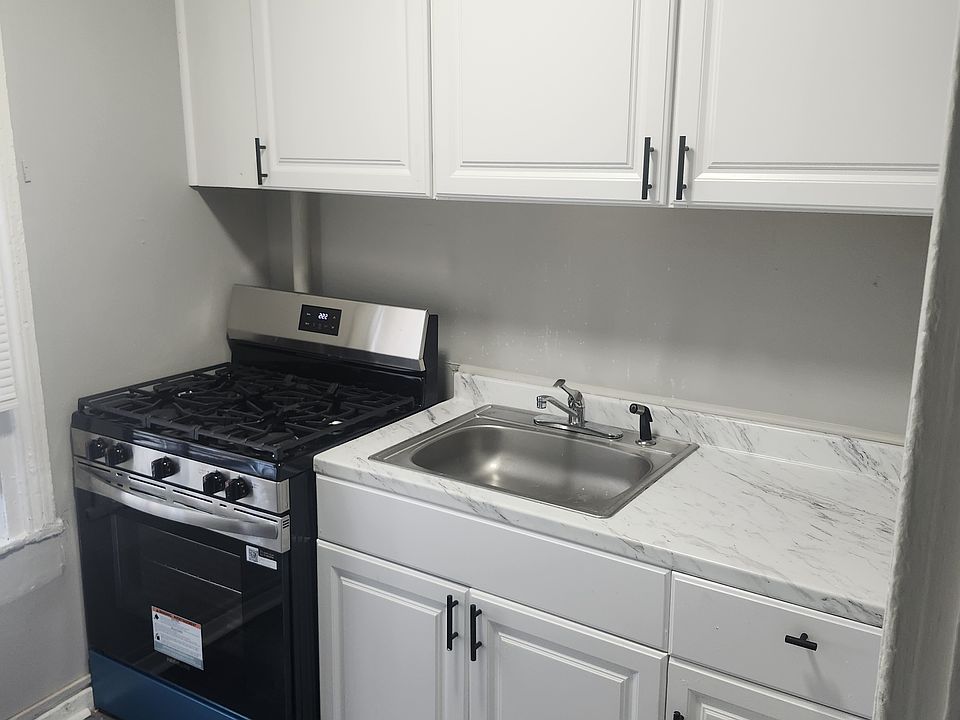 1st image of 1917 Druid Hill Ave APT 2