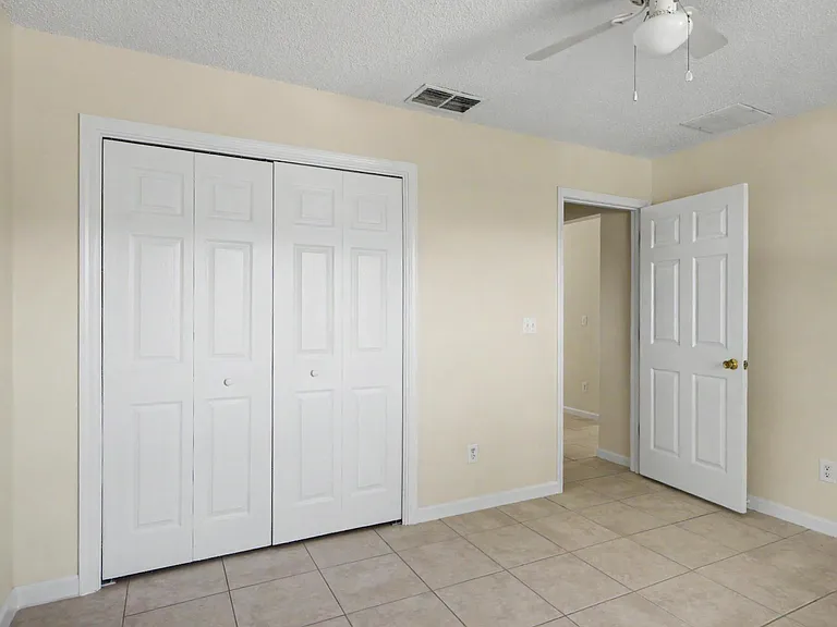 90 Buttonworth Dr #A — Photo 30