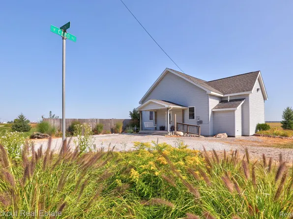 1997 S Garner Rd, Reese, MI 48757