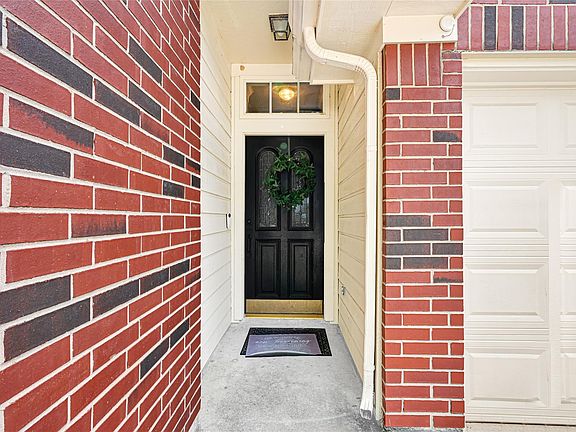 3rd image of 2438 Daneswood Ct