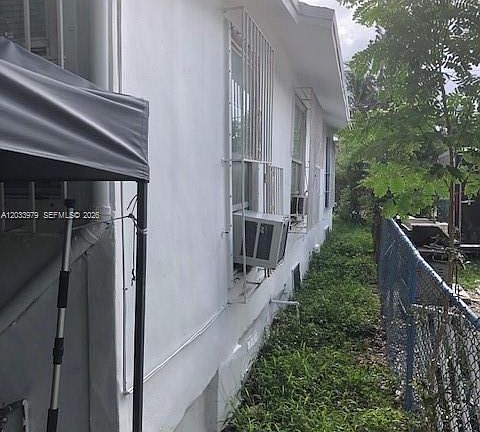 5th image of 3314 NW 9th Ct