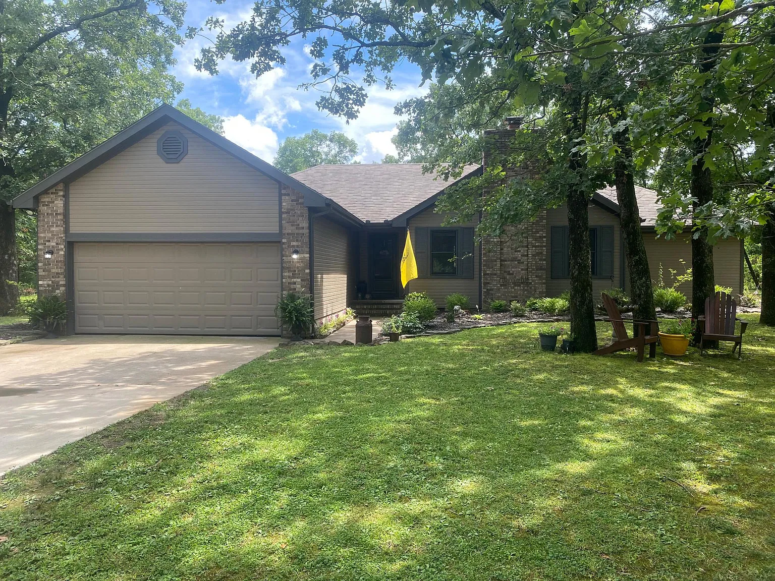 30610 Fox Run Ln — Photo 1