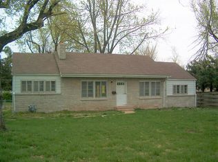 1855 E Berkeley St, Springfield, MO 65804