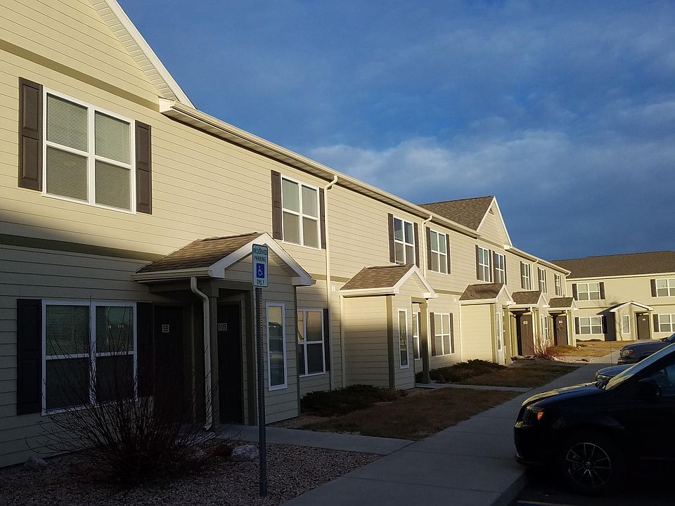 1st image of 420 College Dr APT B7