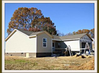 1890 Rosa Cir, Morristown, TN 37814