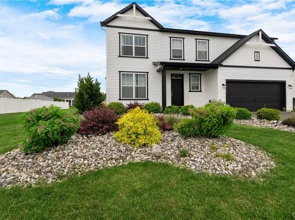 4714 Weller Hall Pl, Clay, NY 13041