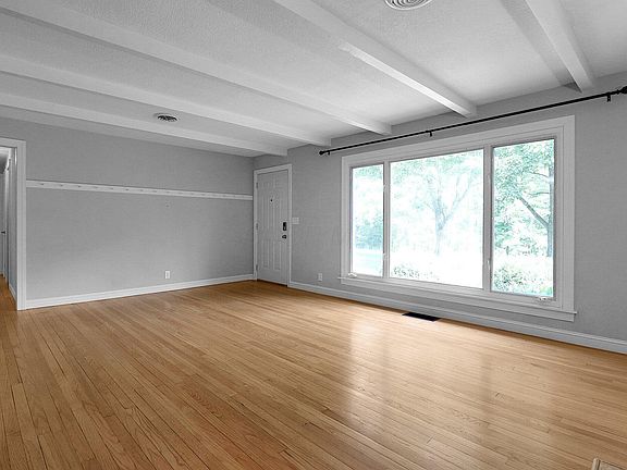 5th image of 227 Olentangy View Dr