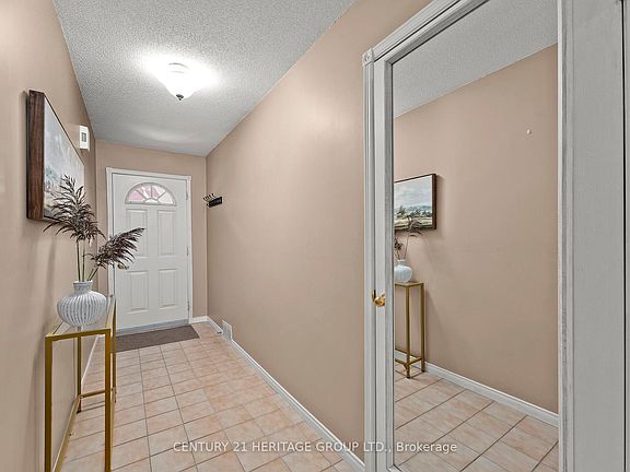 3rd image of 40 Museum Dr #408