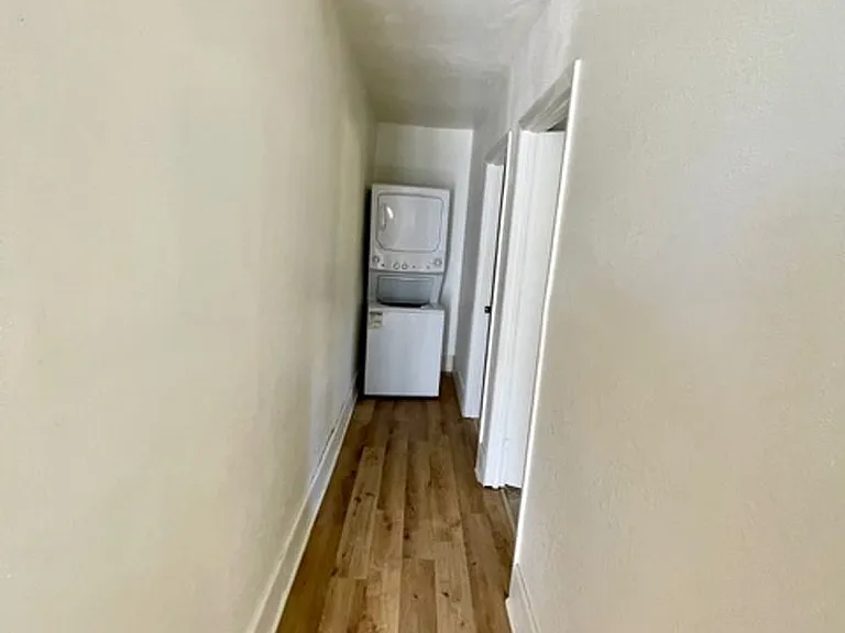 2107 Morrow Ave — Photo 2