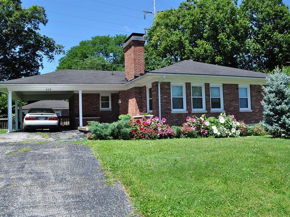 1st image of 226 Laurel St