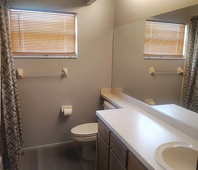 4617 Uzzle Way — Photo 30