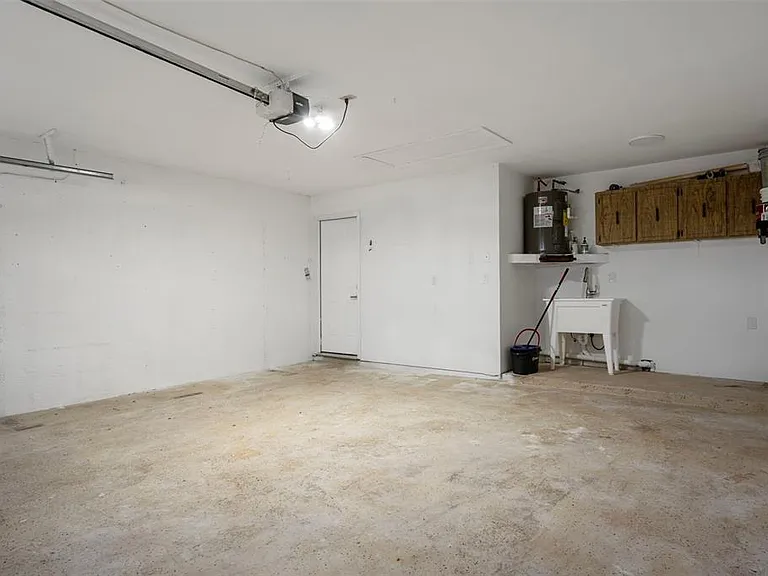 9910 Island Harbor Dr #A — Photo 42