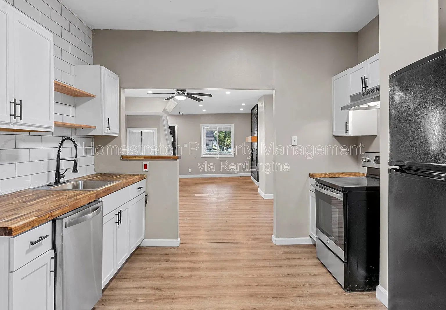 3 bed, 1.0 bath, 985 sqft, $1,500 — Photo 2