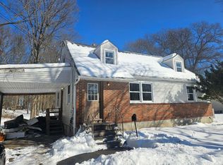 7 Patricia Ln, Washingtonville, NY 10992