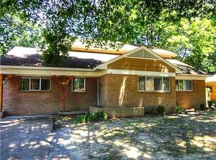 1500 Colonial Rd, Memphis, TN 38117